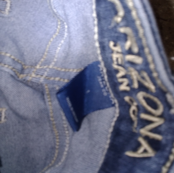 Arizona Jean company - Picture 2 of 3
